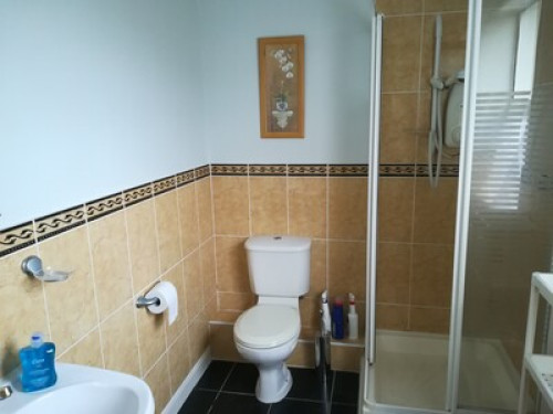 Close to DCU, city and airport