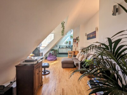 room-in-grade-ii-listed-mansion-liverpool-151773603720240815041208AM