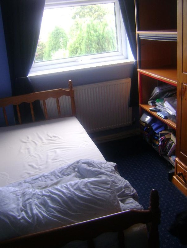  Standard, Upstairs Bedroom.(Full Room)  -  Experienced hosters in Cheshire  - Gallery -  1