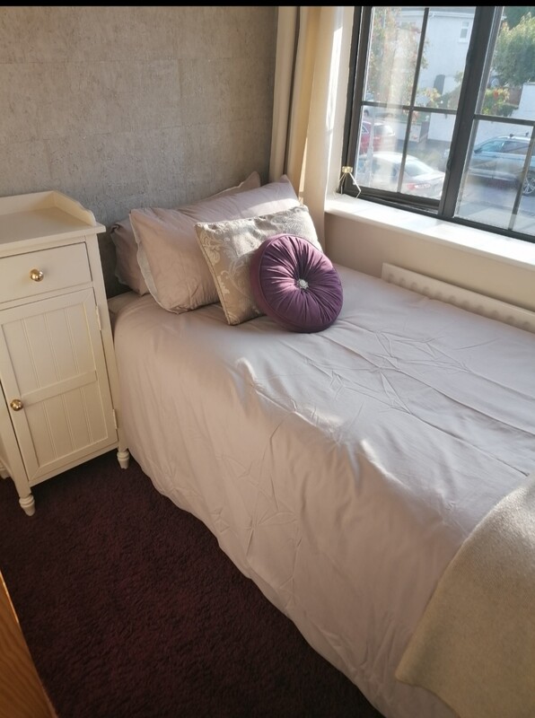 Small Room(Full Room) - Double room available - Gallery - 1