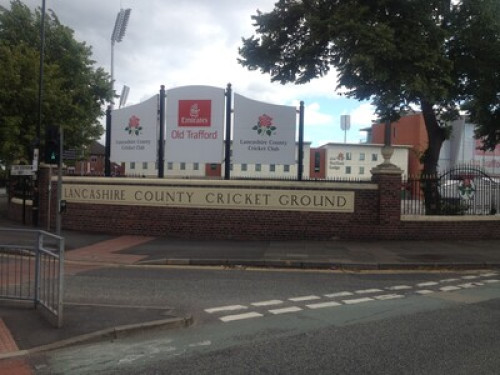 welcoming-warm-and-friendly-home-manchester-18933341020240815042142AM