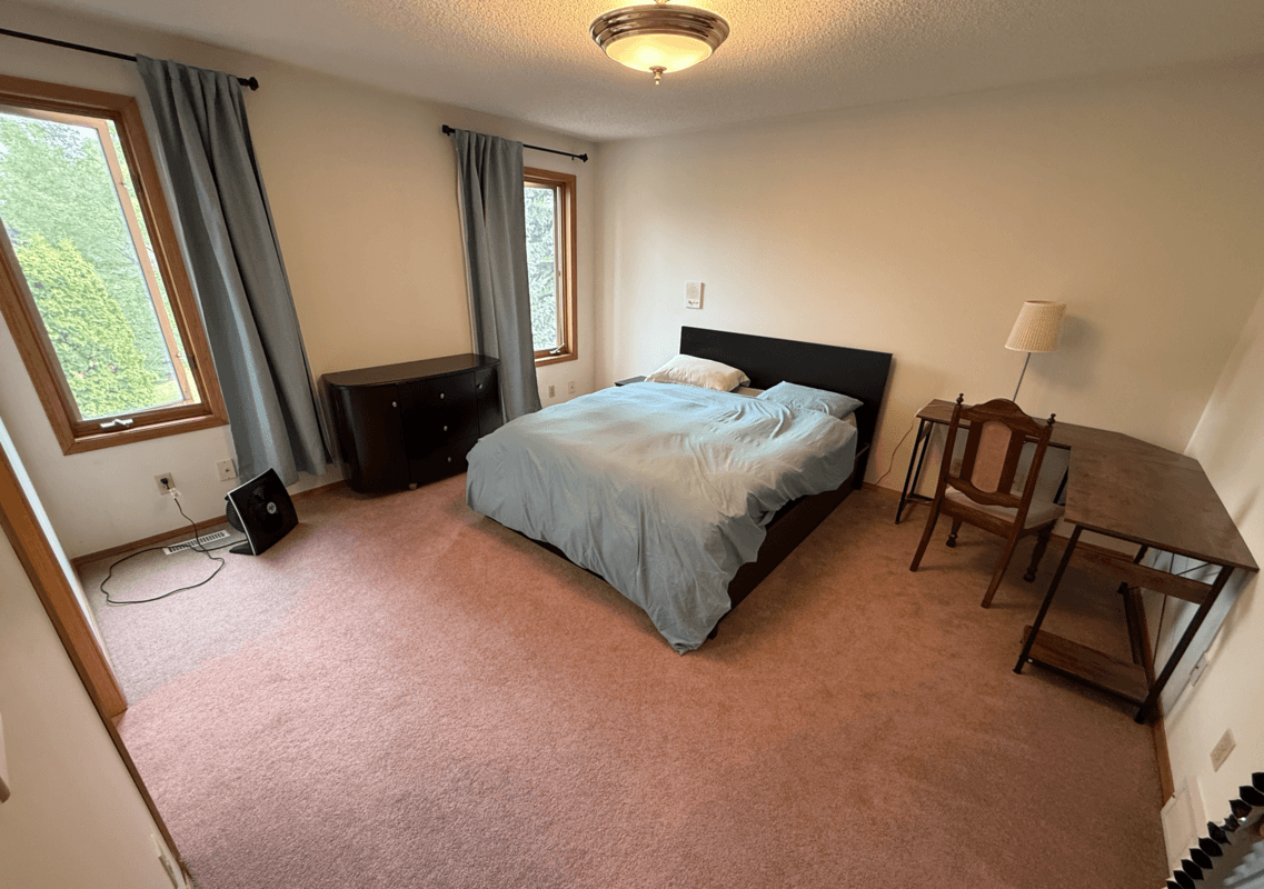 Master Bedroom Queen Bed(Single Bed) - 1