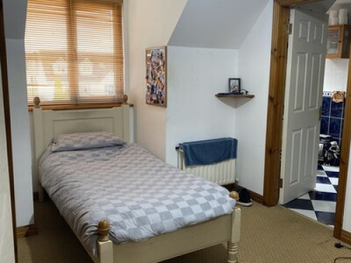 En-suite double bedroom  - Gallery - 13