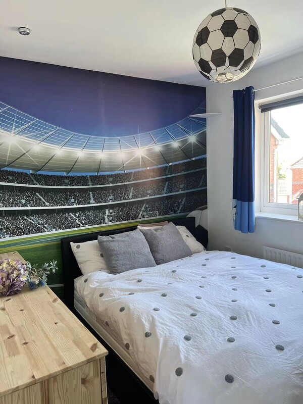  Private Room (Full Room)  -  Warm cozy home in Manchester  - Gallery -  1