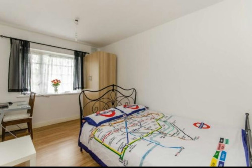 Room to rent in a 3 bed house  - Gallery - 6