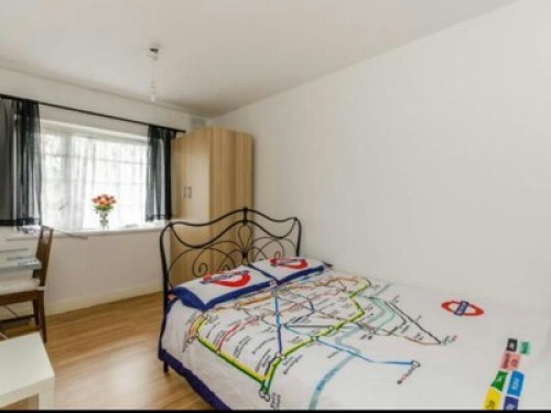 Room to rent in a 3 bed house  - Gallery - 14