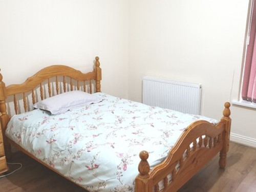 Room to rent in a 3 bed house  - Gallery - 16