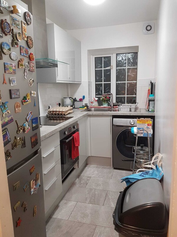 Single Room For Female In London (Full Room) - 1