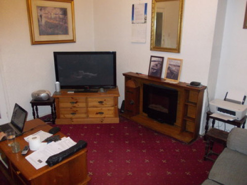 2 rooms to let in Bradford UK