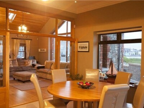 The Beach House - Gallery - 11
