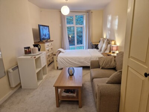 Double Room Ensuite Room