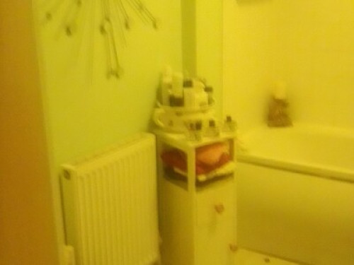 Large single bedroom London Croydo