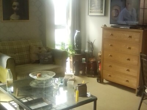 Large single bedroom London Croydo