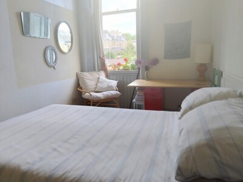 a-creative-home-in-glasgow-glasgow-134906538720241012050930AM