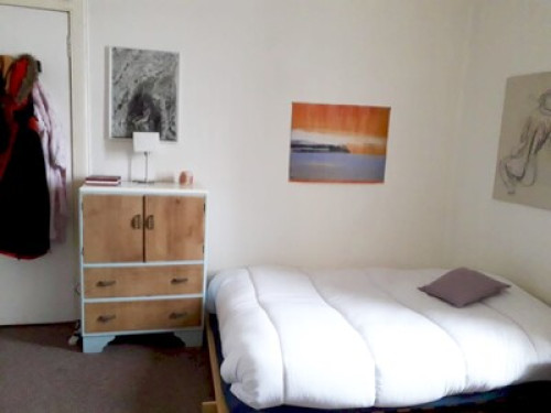 Bright & cosy room in vibrant area - Gallery - 8