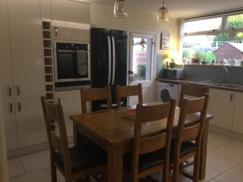 home-from-home-happy-house-edinburgh-164700253820240815044632AM