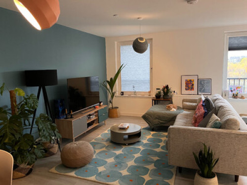 waterfront-home-edinburgh-1694523820240815044644AM