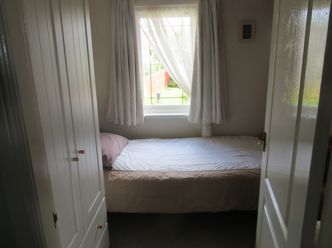 Cosy Single Room(Full Room) - 1