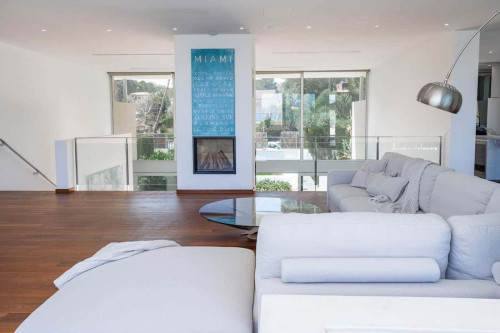 Mordern Villa - Ca Nostra