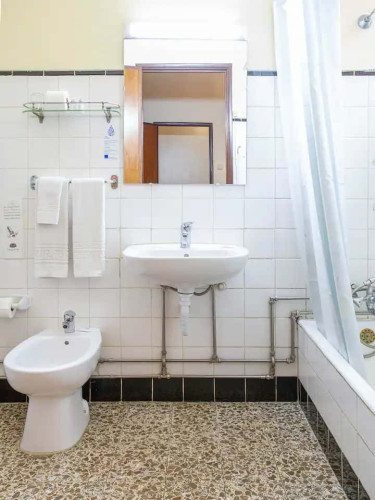 Room for rent in São João da Madeira - Room 208  - Gallery -  5