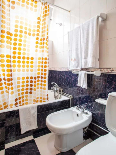 Room for rent in São João da Madeira - Room 210 - Gallery - 6