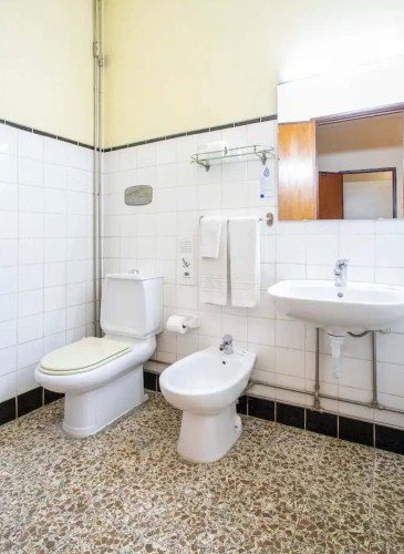 Room for rent in São João da Madeira - Room 209  - Gallery -  5