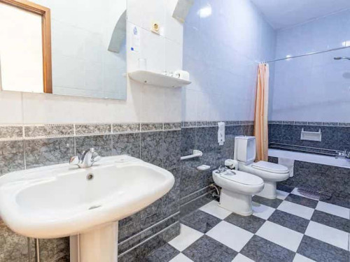 Room for rent in São João da Madeira - Room 203 - Gallery - 7