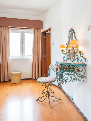 Room for rent in São João da Madeira - Room 202 - Gallery - 6