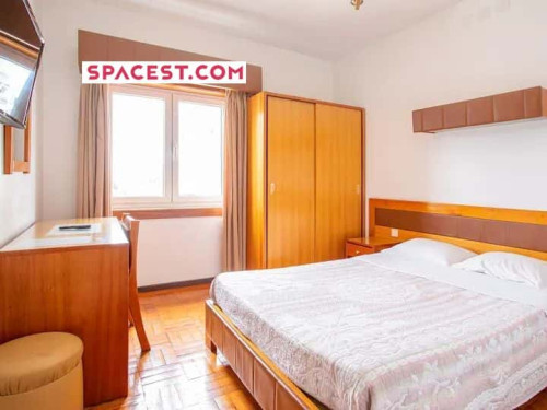 Room for rent in São João da Madeira - Room 302 - Gallery - 9