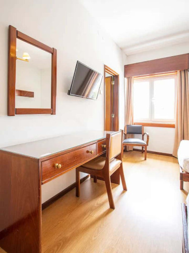 Room for rent in São João da Madeira - Room 304 - Gallery - 12