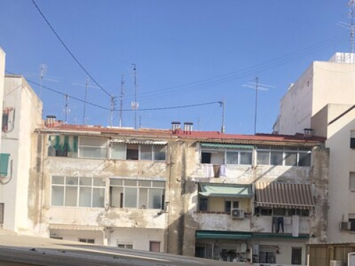 Lovely place in a nice area & sea!