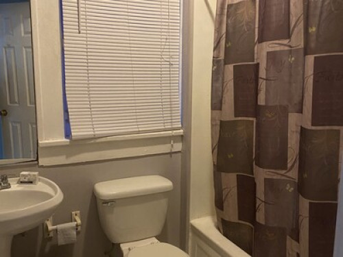 Quiet Urban Stay 