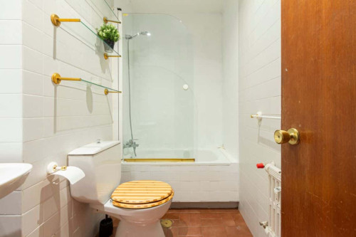 C/Rafael Herrera, 3 6ºC, Habitación 3