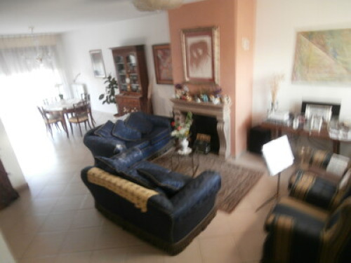 Happy caring hosts Arezzo