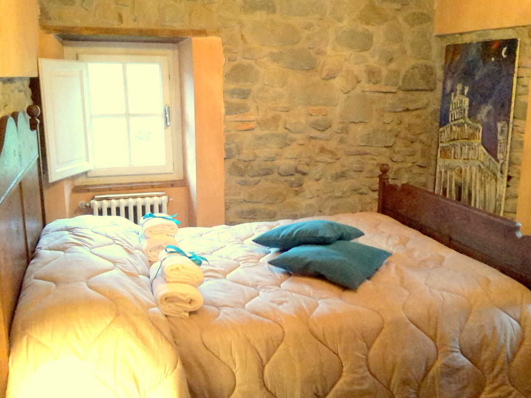 Aunt IRENE: Double Bed(Single Bed) - 1