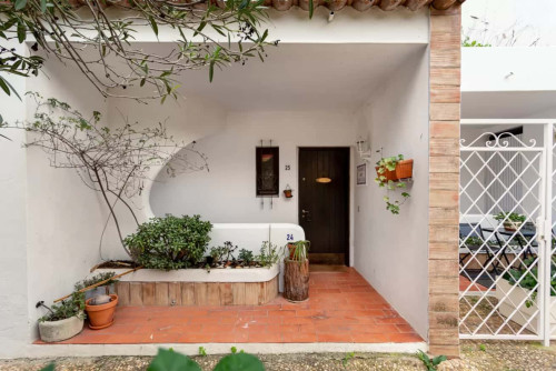 Cosy studio w/parking and garden