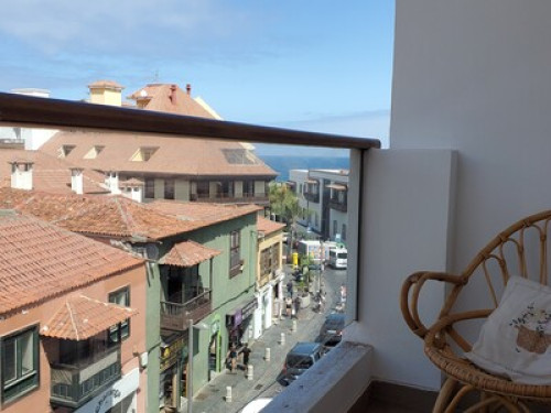 Fantastic room by the Sea!