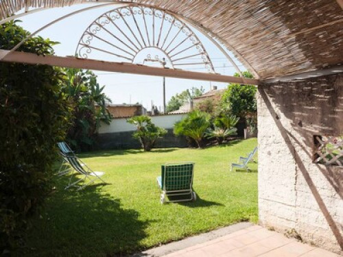 Close to the sea Villa with garden - Gallery - 38
