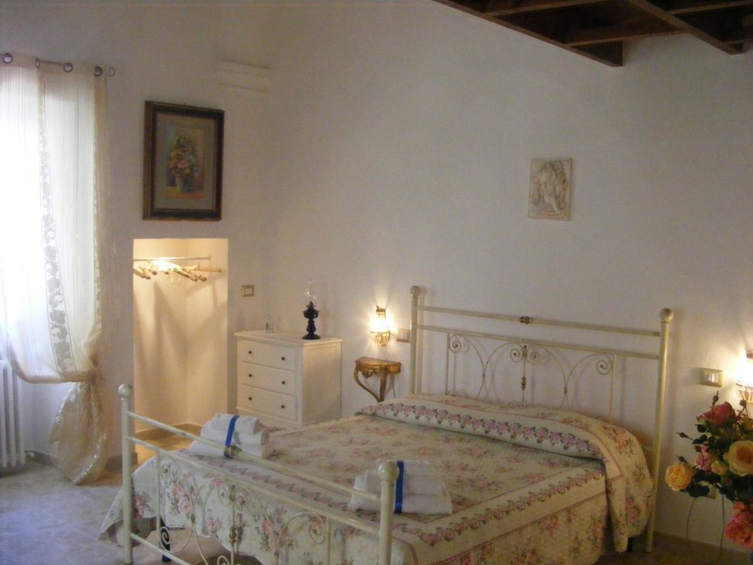 Ponente(Single Bed) - 1