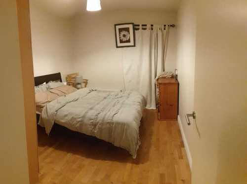 Cozy Shared Apartment  - Gallery - 13