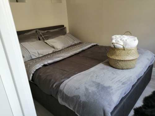 Guest house, ensuite, room - Gallery - 9