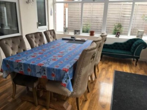 cosy-twin-bedroom-manchester-115170138220240820052051AM