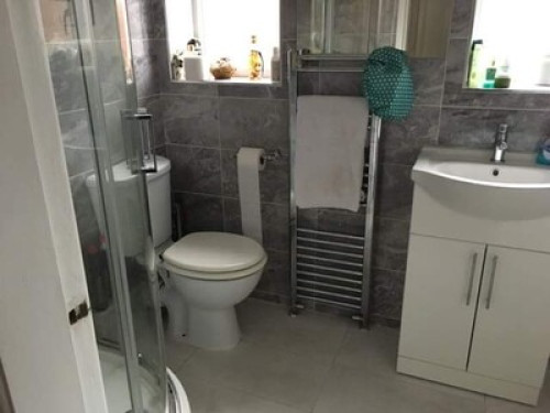 cosy-twin-bedroom-manchester-53282481520240820052052AM