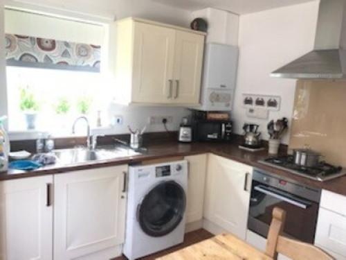 friendly-modern-homestay-liverpool-212921082320240820052235AM