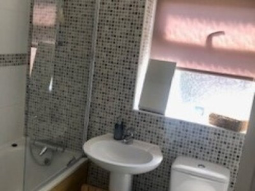 friendly-modern-homestay-liverpool-99889730920240820052239AM