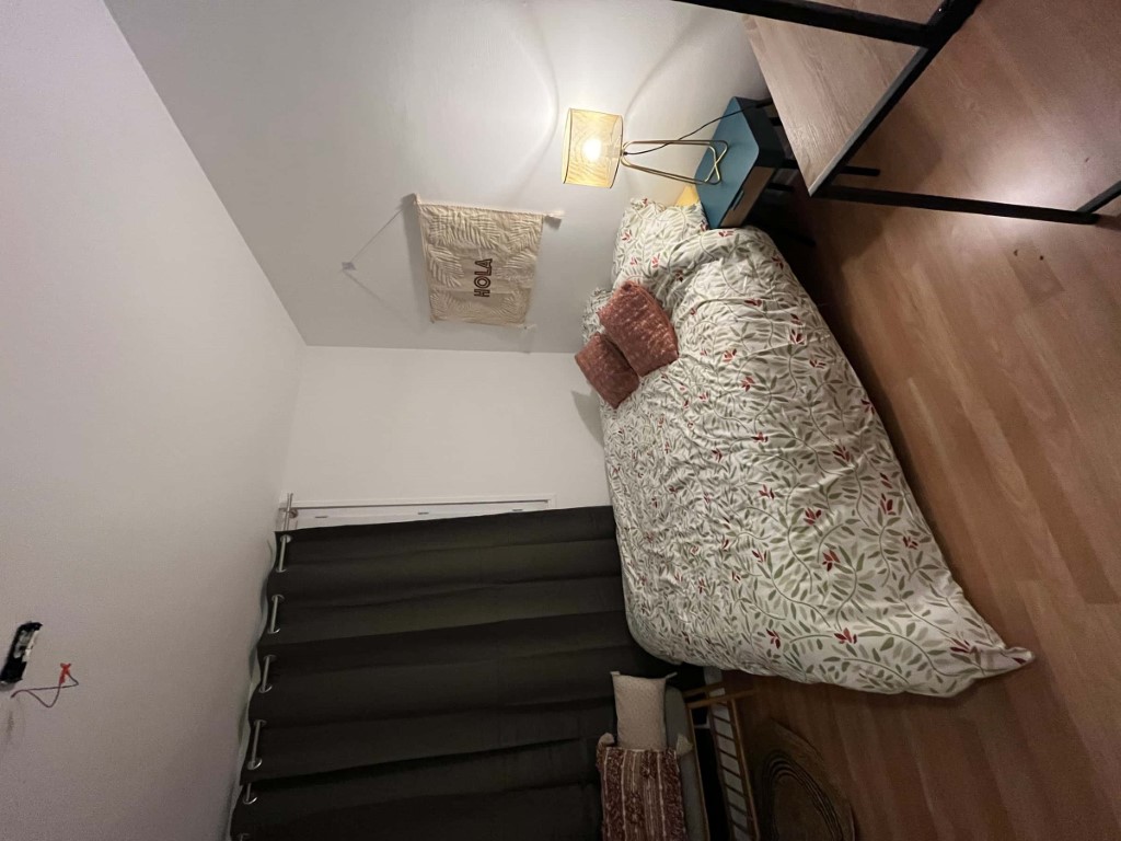 Suite avec salle de bain privee