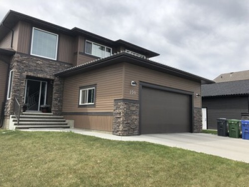 fully furnished study and room