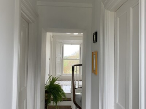 Period House in Scenic Village - Gallery - 10
