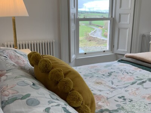 Period House in Scenic Village - Gallery - 13