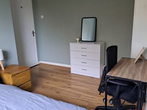 Double Room in a Family Home